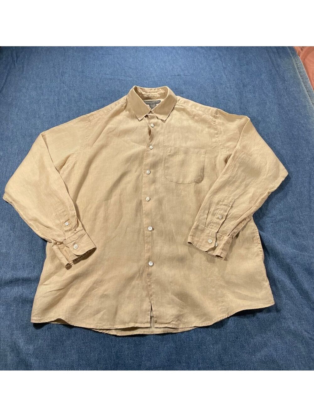 Men's Classic Banana Republic Large relaxed fit khaki linen shirt  button front